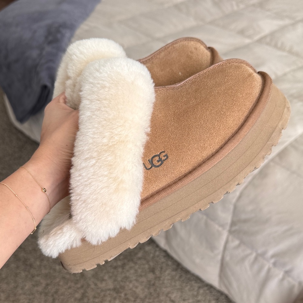 UGG Disquette slippers